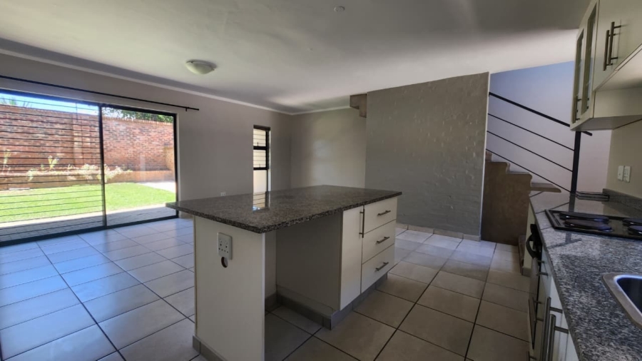 To Let 3 Bedroom Property for Rent in Mooivallei Park North West